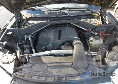 2016 BMW X5 xDrive35I z USA, uszkodzony, nr VIN 5UXKR0C55G0S90086